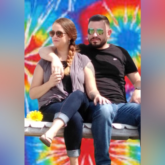 ❤️ to be notified when we go live! - Picture 6 of 9